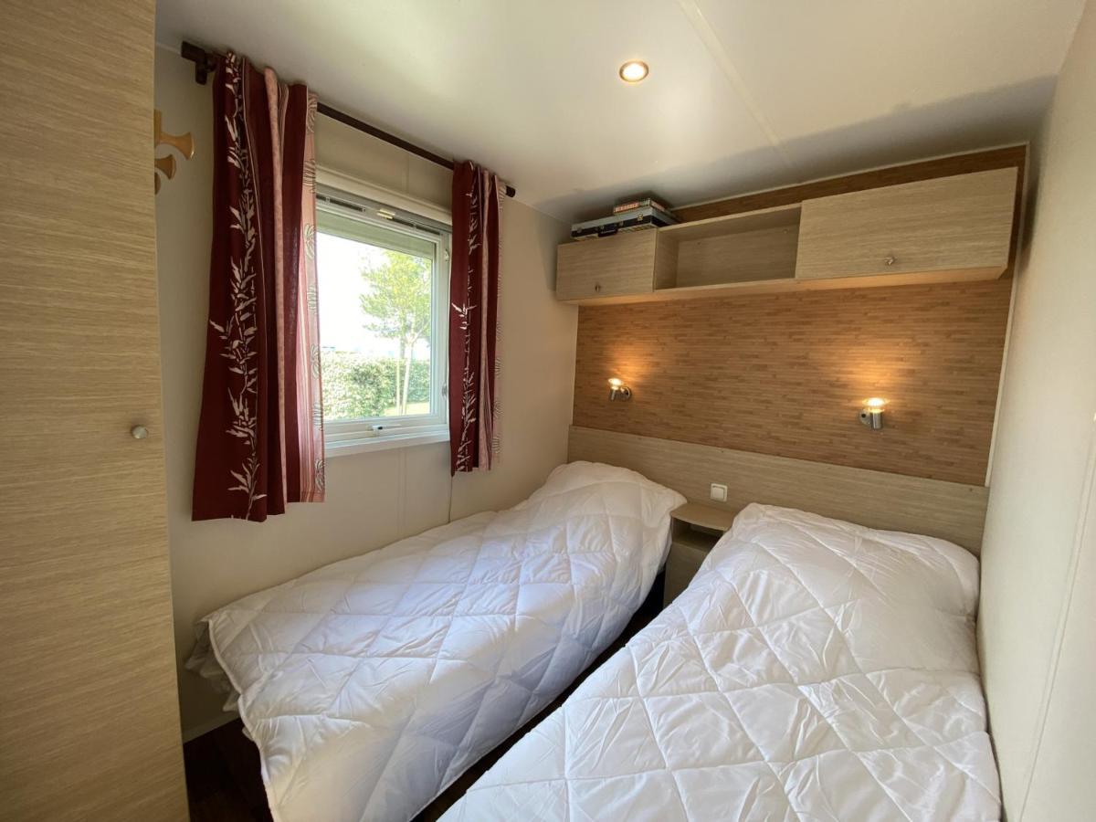 Mobil-Home A Fouras : Proche Plage, 2 Chambres, Tv, Plancha, Parking, Ideal Famille - Fr-1-709-58 Kültér fotó